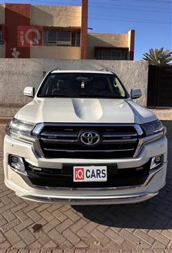 تويوتا لاندكروزر